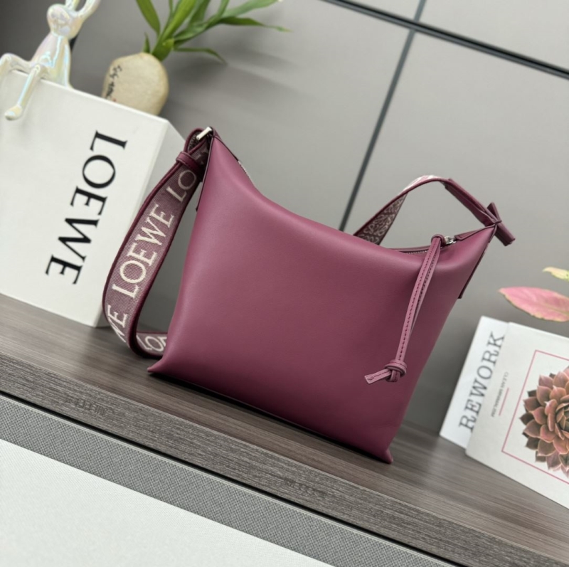l*ew* satchel bags